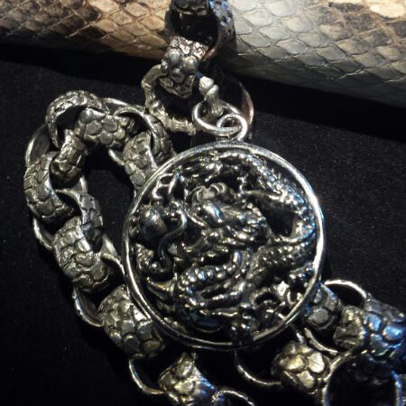 HD Custom Jewelry NEWS- portafoglio in pitone con catena in argento - 04
